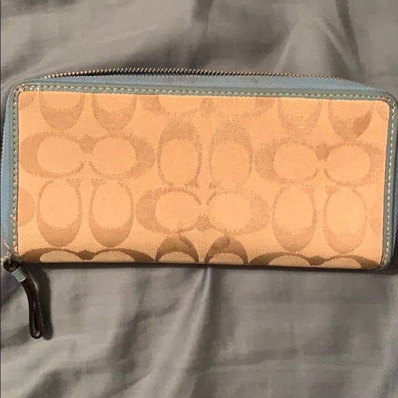 Coach wallet - Picture 4 of 4
